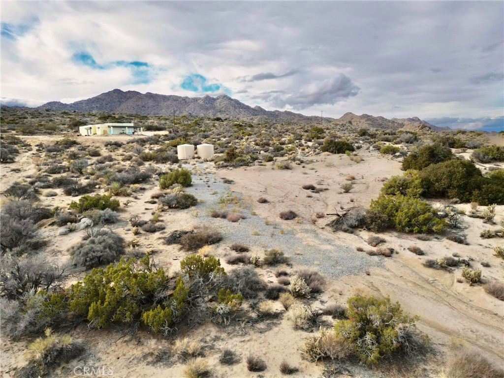 59705 Avenida Encino