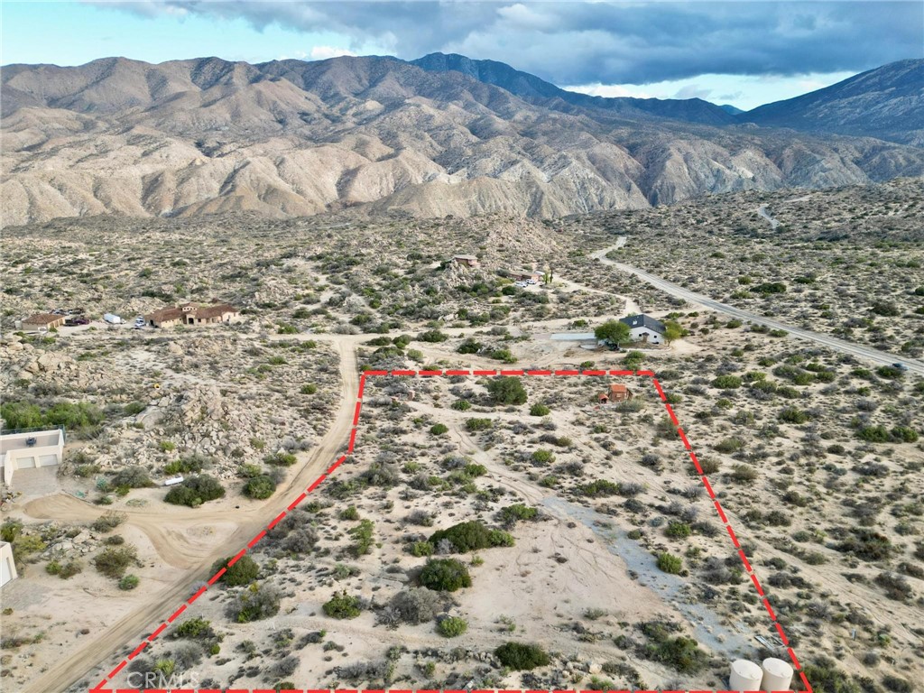 59705 Avenida Encino