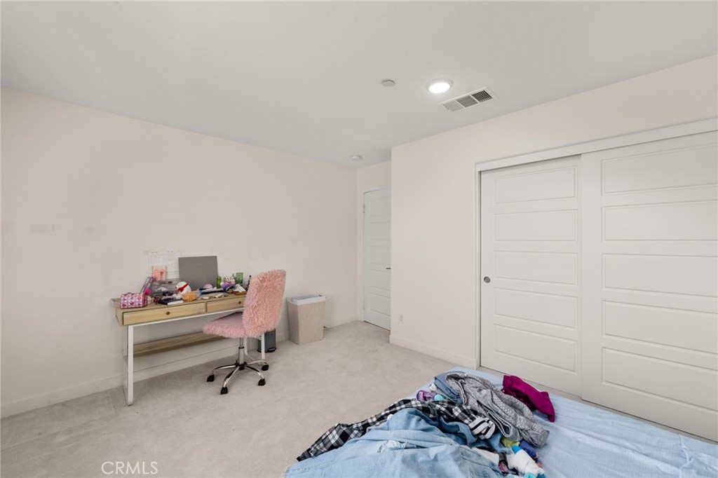 29384 Kittridge Circle