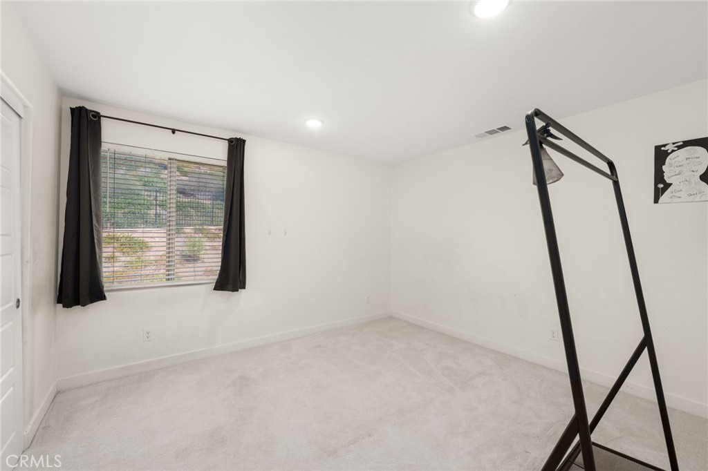 29384 Kittridge Circle