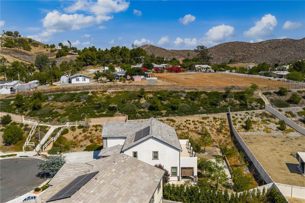 29384 Kittridge Circle