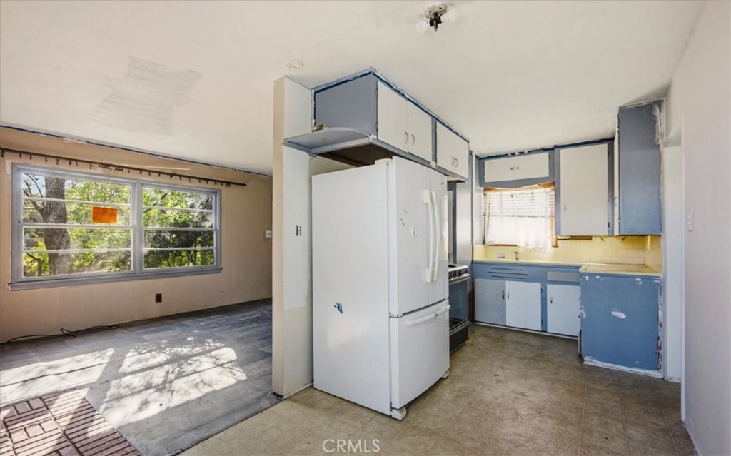 12073 Knoefler Drive