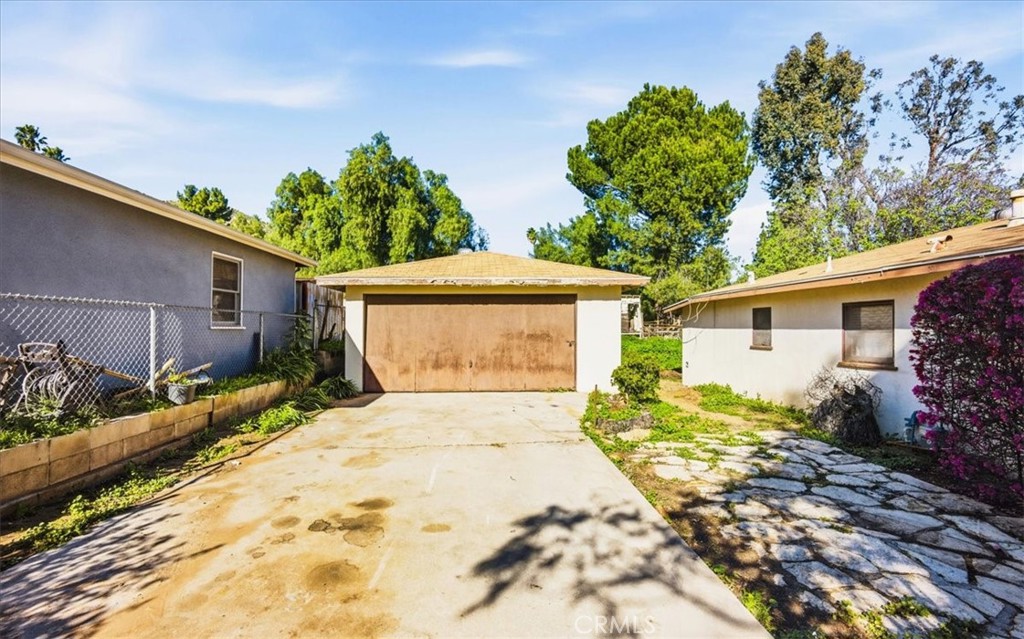 12073 Knoefler Drive