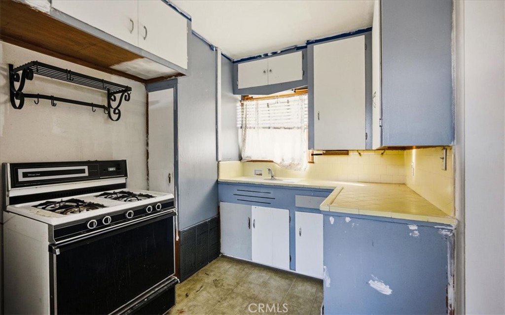 12073 Knoefler Drive