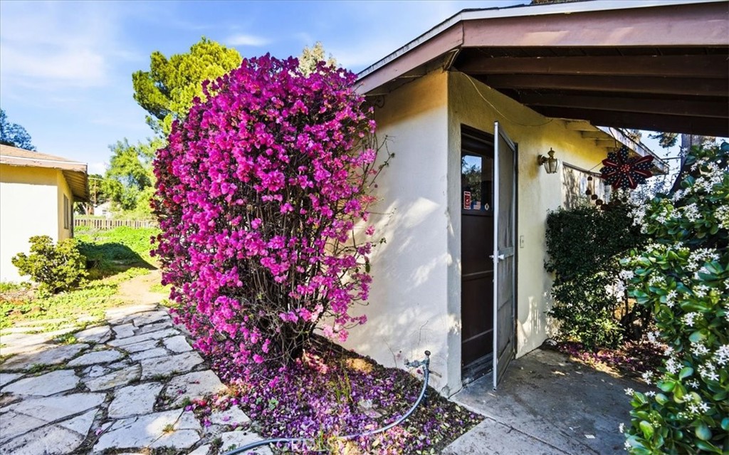 12073 Knoefler Drive