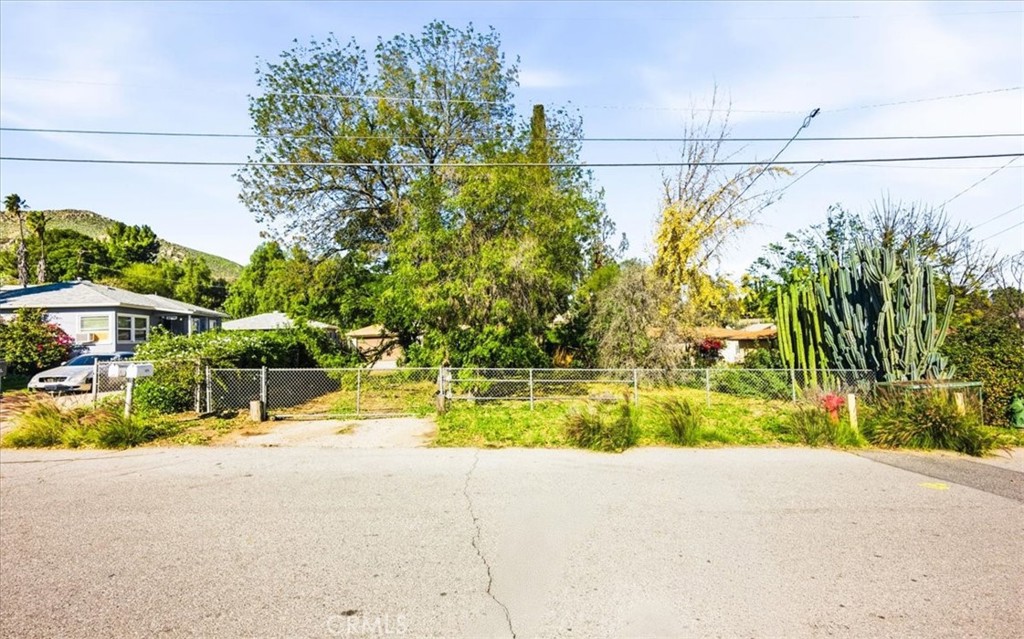 12073 Knoefler Drive