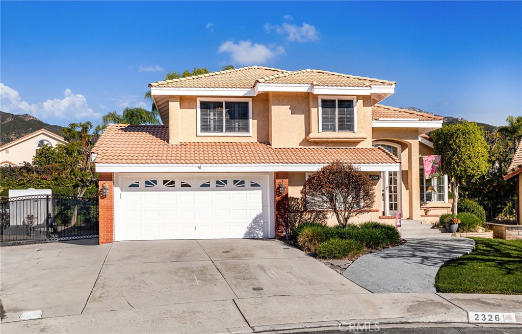 2326 Fairfield