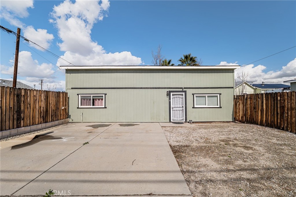 903 Webster
