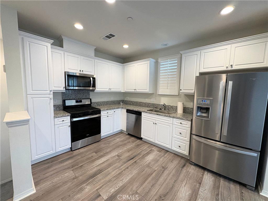 2848 E Berry Loop Privado