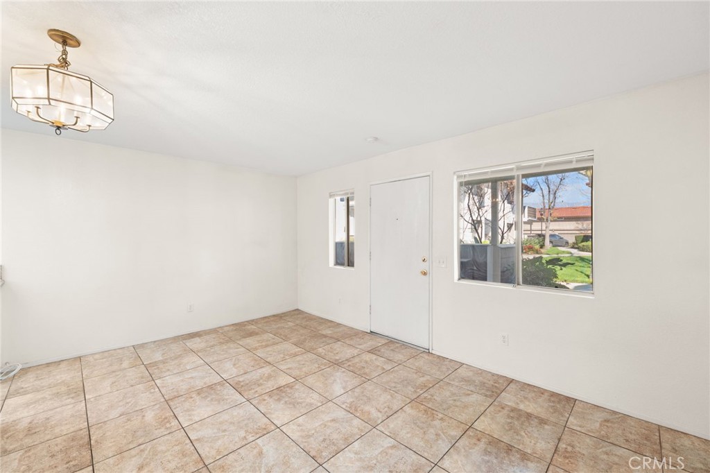 3645 Country Oaks
