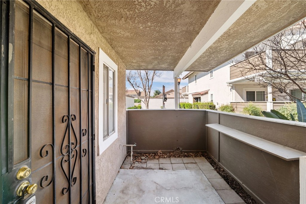 3645 Country Oaks