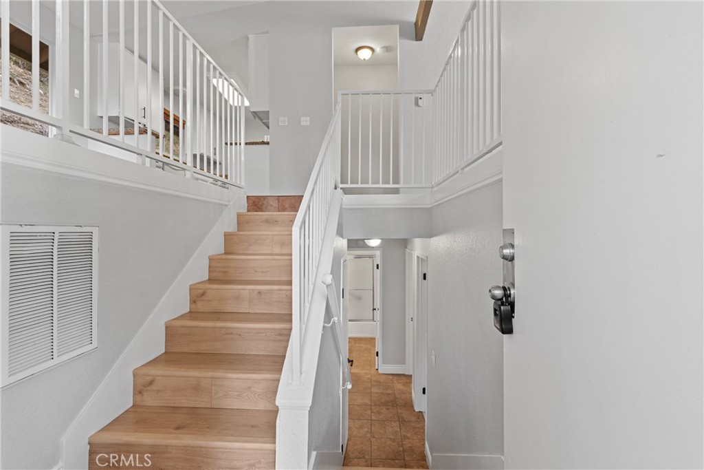 315 Canyon Crest