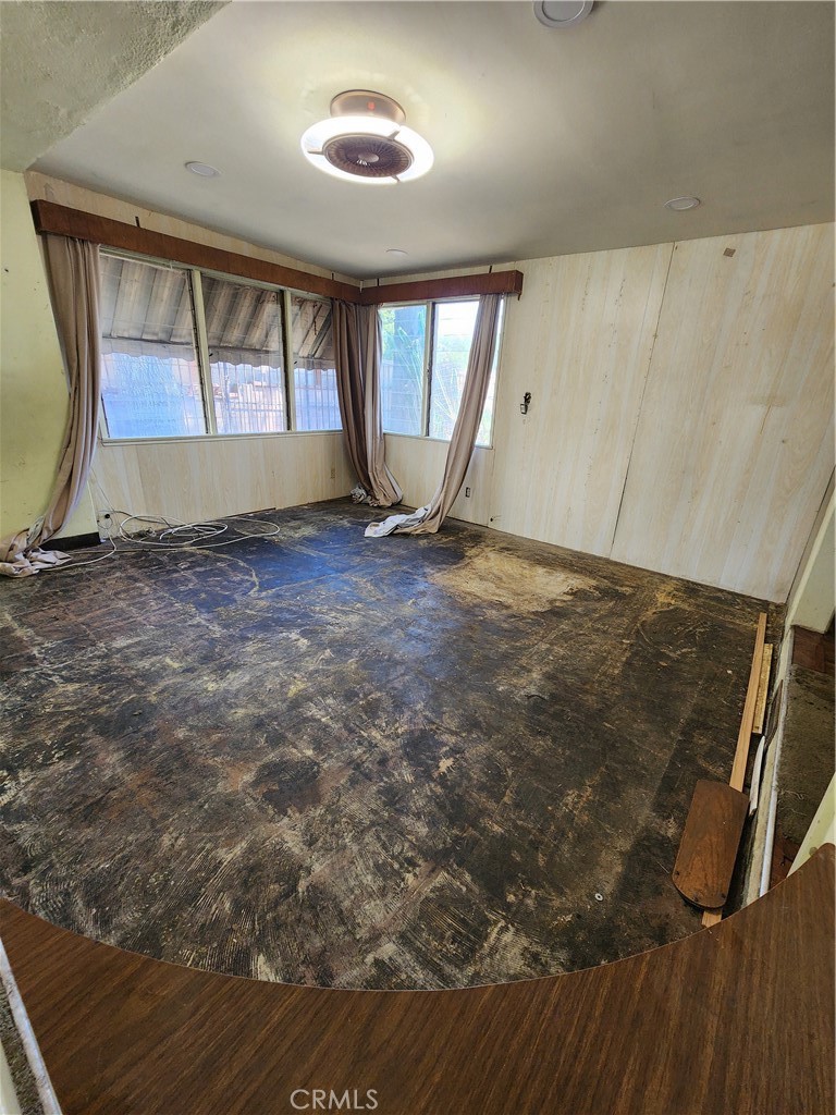 427 W 6th