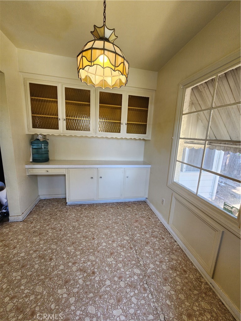 427 W 6th