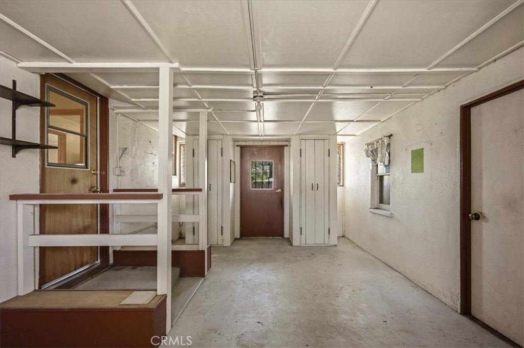 249 N 10th