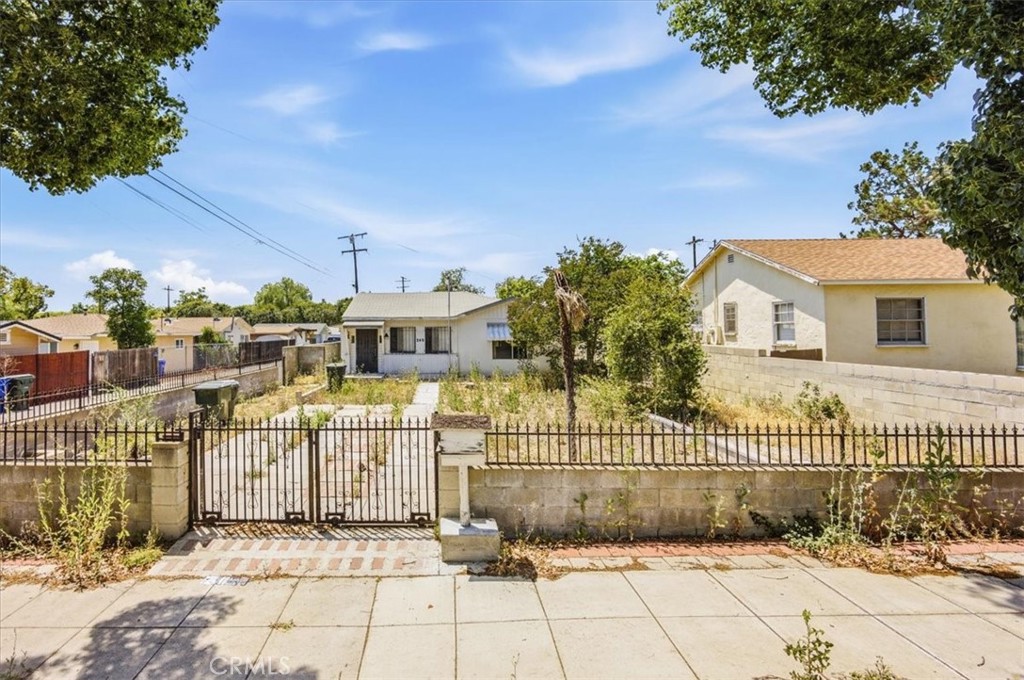249 N 10th