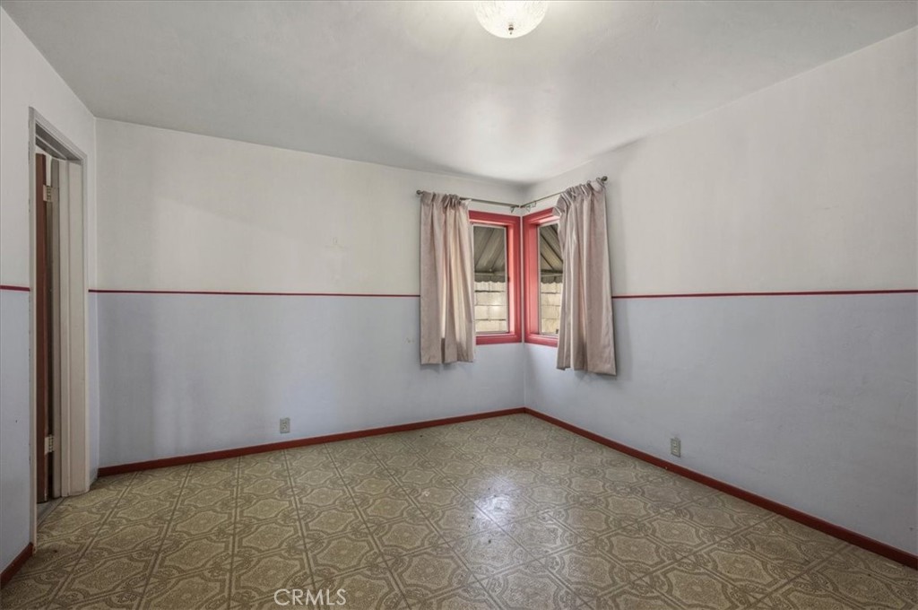 249 N 10th