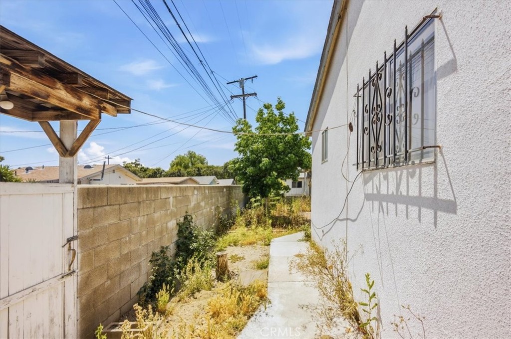 249 N 10th