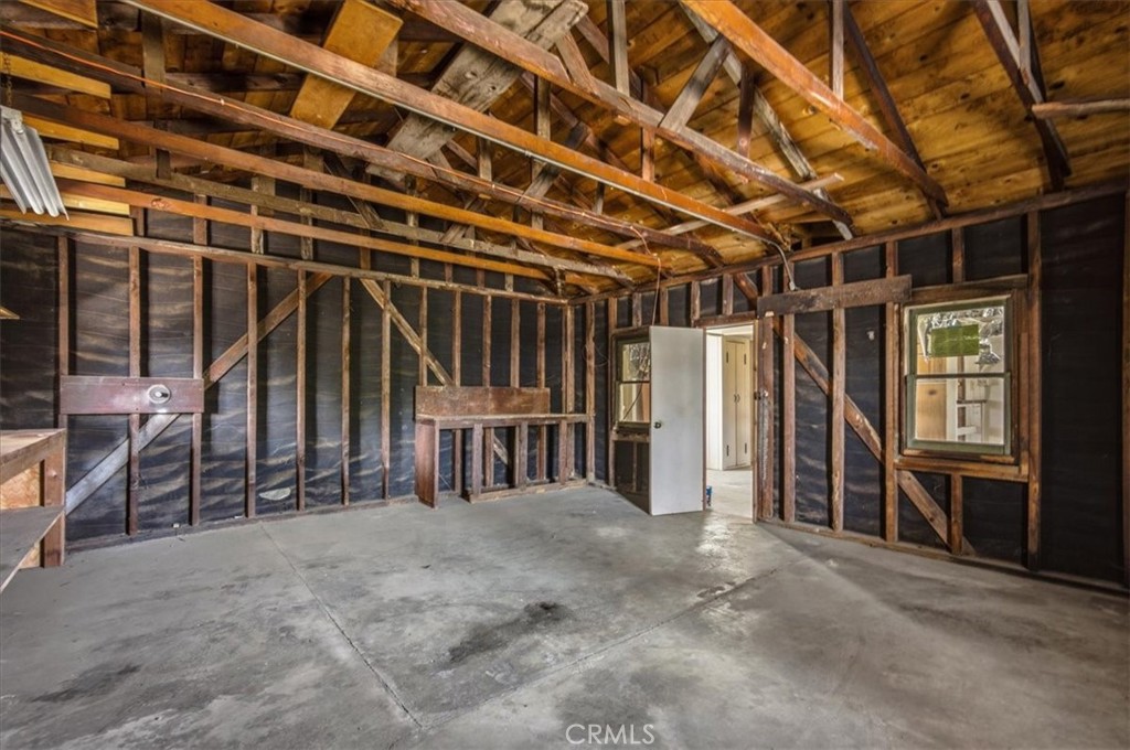 249 N 10th