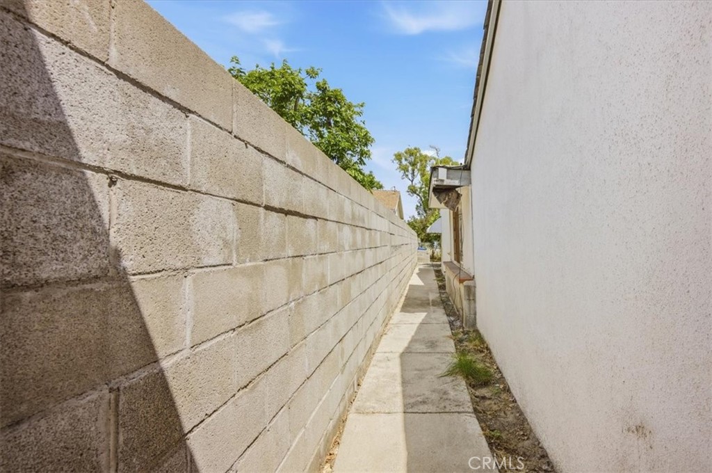 249 N 10th