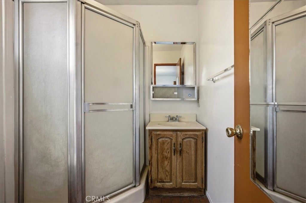 249 N 10th