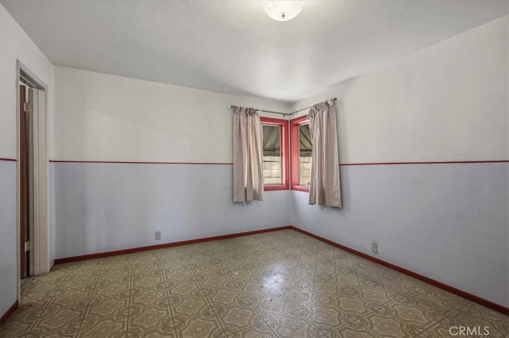 249 N 10th