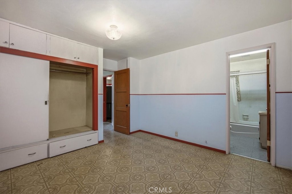 249 N 10th