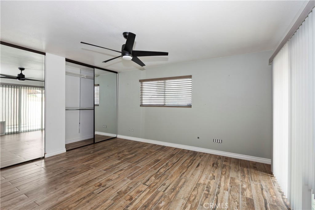 2720 Lexington