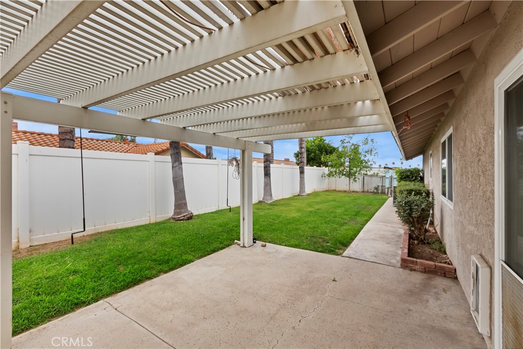 2720 Lexington