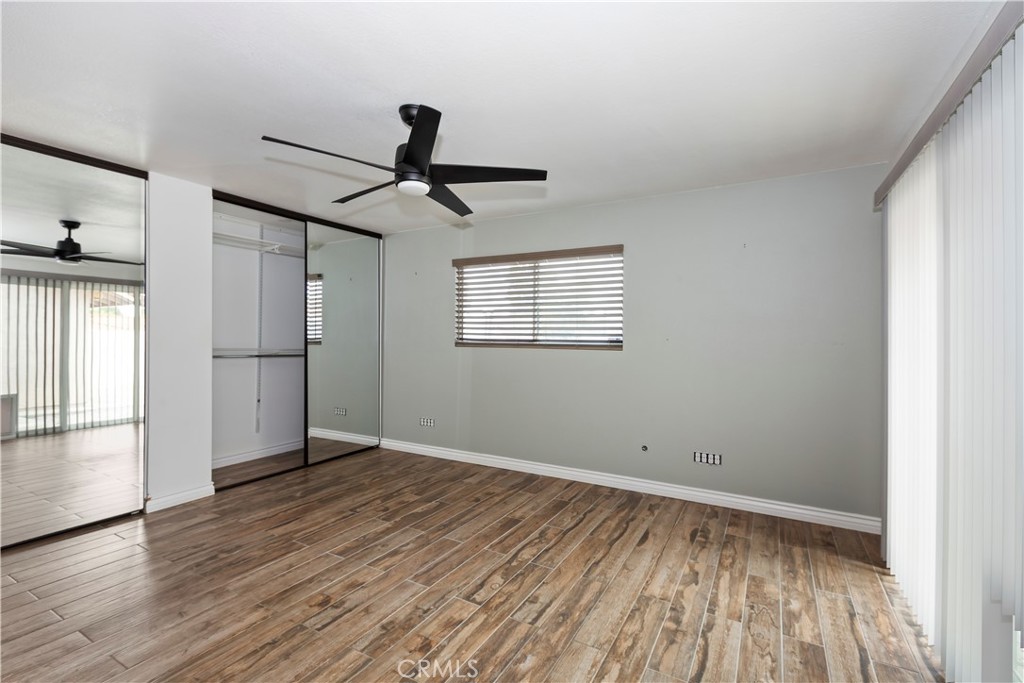 2720 Lexington