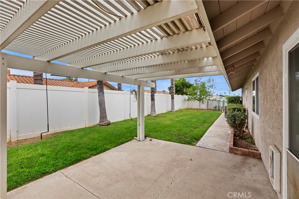 2720 Lexington