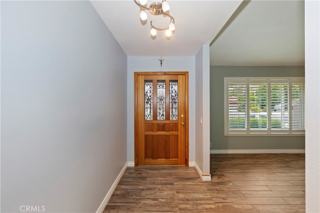 2720 Lexington