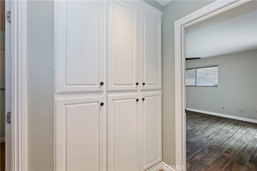 2720 Lexington