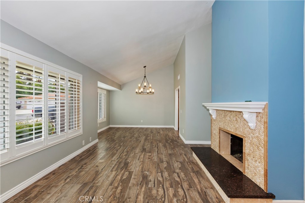 2720 Lexington