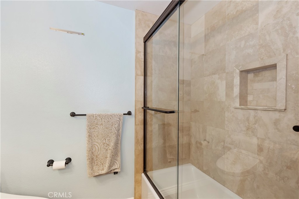 2720 Lexington