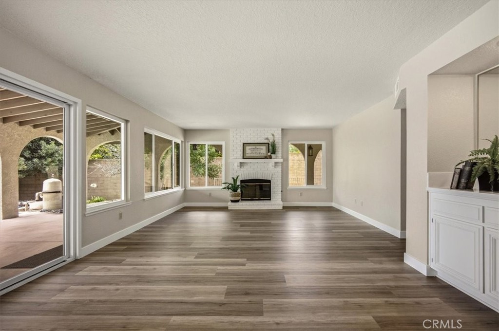 1592 Evergreen