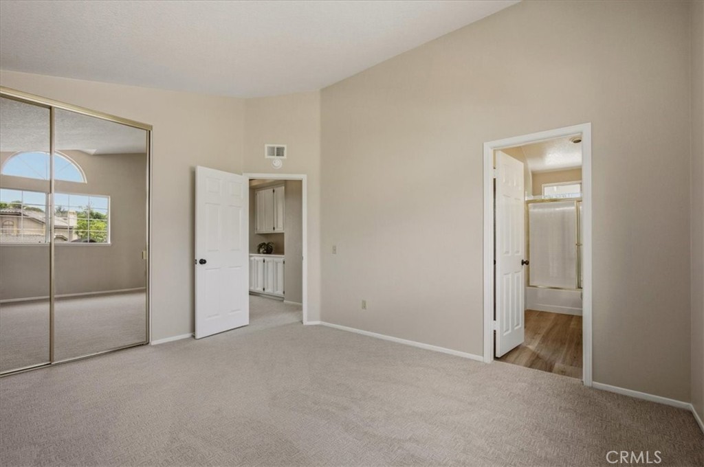 1592 Evergreen