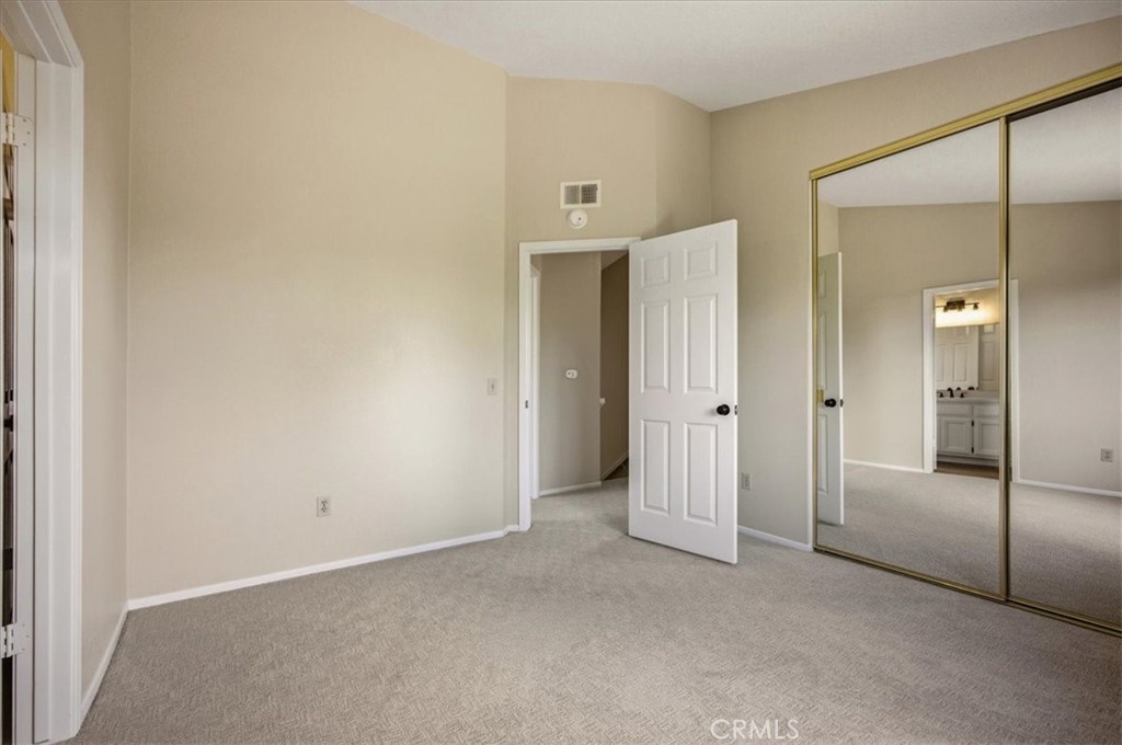 1592 Evergreen