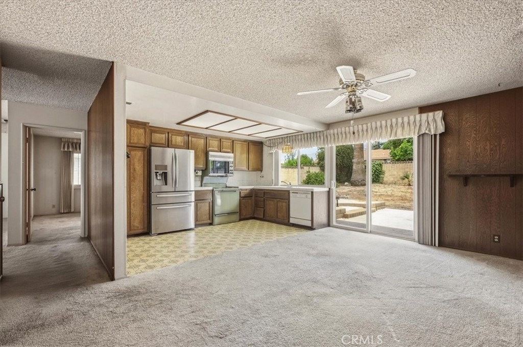 929 W Pinto Court