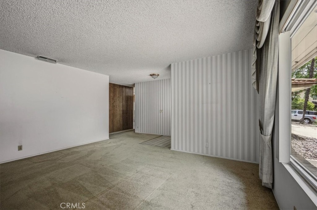 929 W Pinto Court