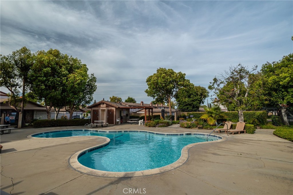 5220 Hanover Way