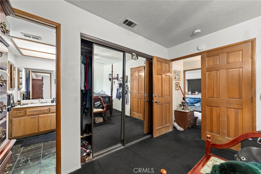 5220 Hanover Way