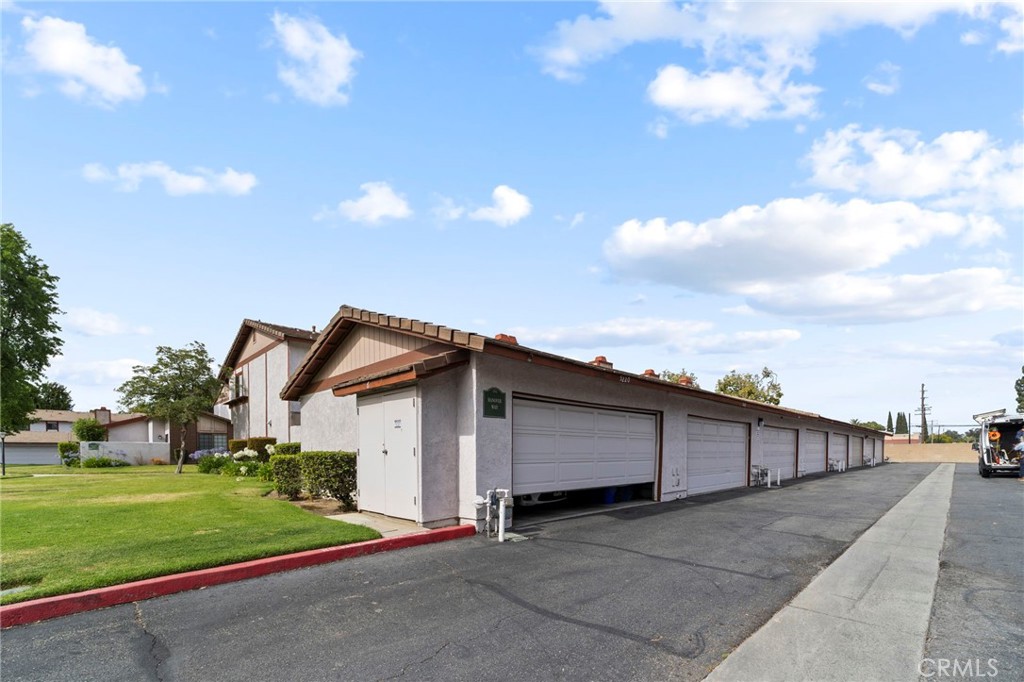 5220 Hanover Way