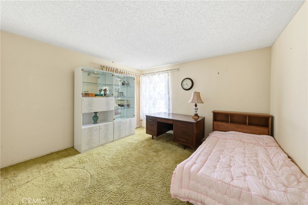 12540 Mount Holly