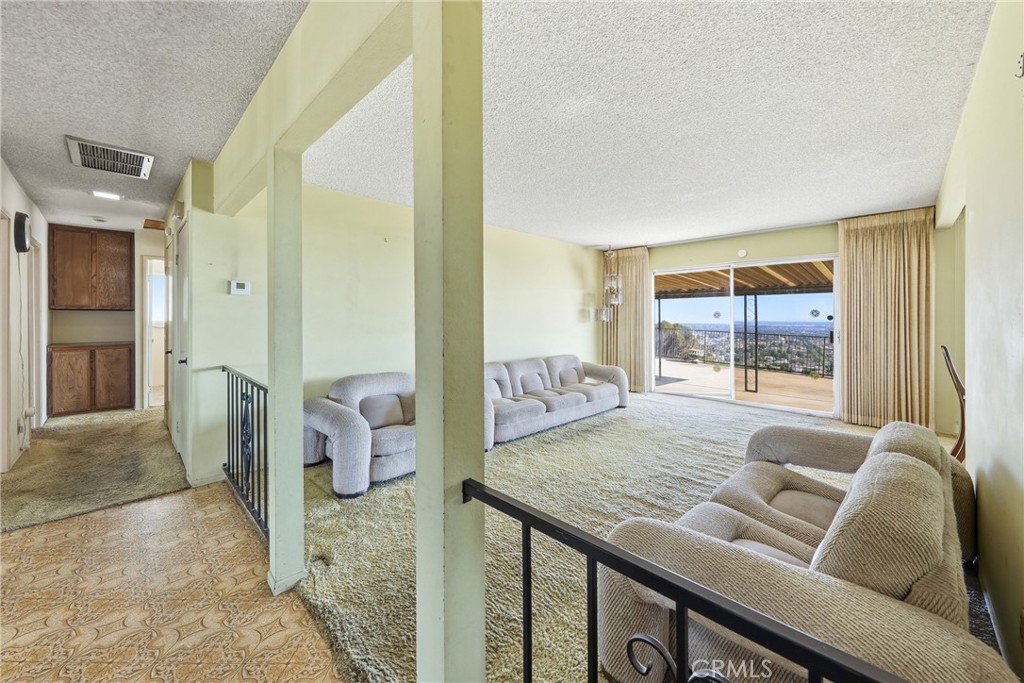 12540 Mount Holly