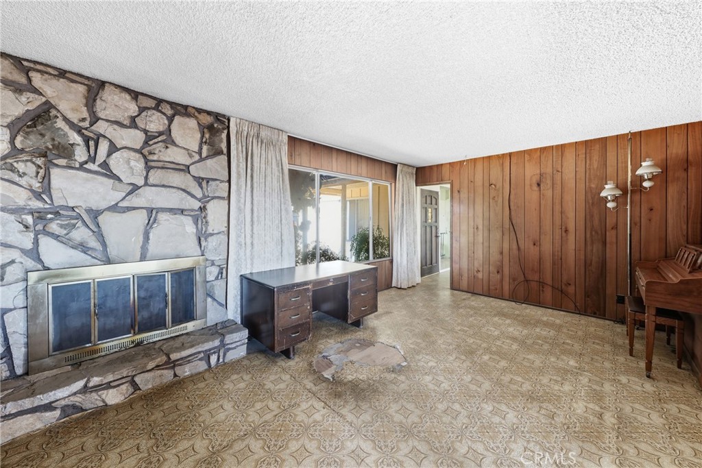 12540 Mount Holly