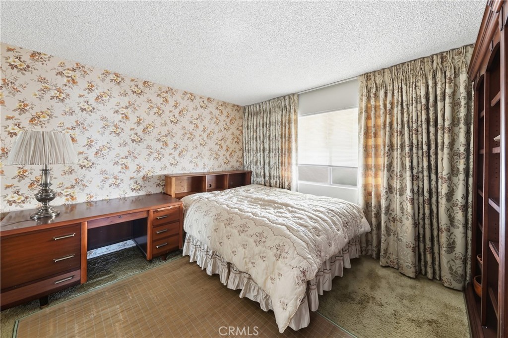 12540 Mount Holly