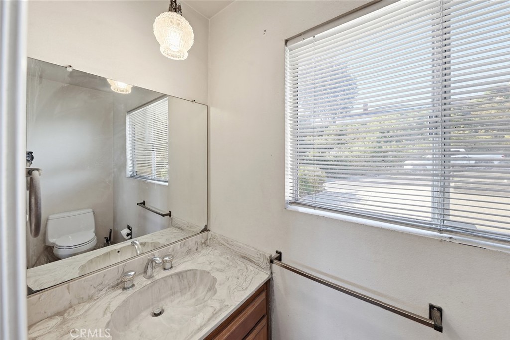 12540 Mount Holly