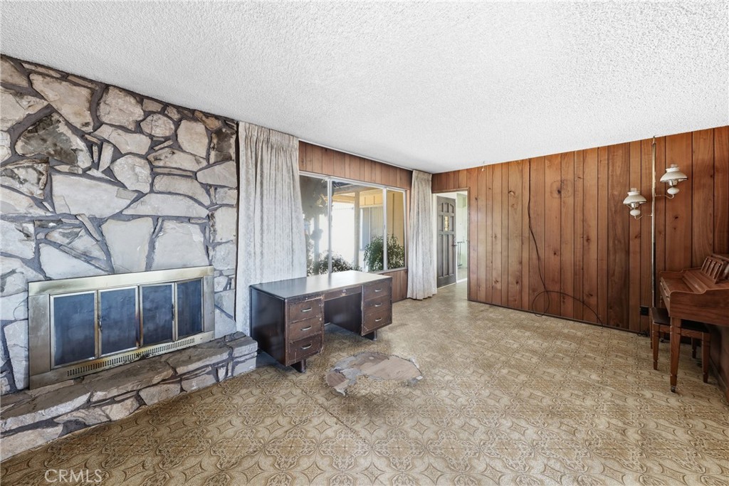 12540 Mount Holly