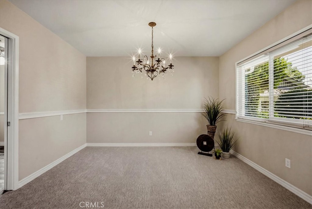 1034 N Soldano